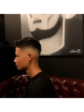 バーバーショップ レガロ(REGALO) クラシカルジェット　スキンフェード