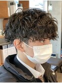 波巻きメンズヘア波打ちスパイラルパーマショートマッシュ