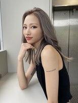 リリー(Lilley)&nbsp;【Lilley 稲永麻衣】ホワイトベージュ＋外国人風カラー