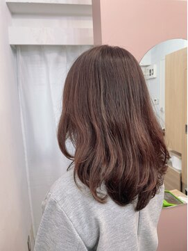 シーヤ(Cya) 【髪質改善】白髪抑制カラー、クセを生かした艶ミディアム