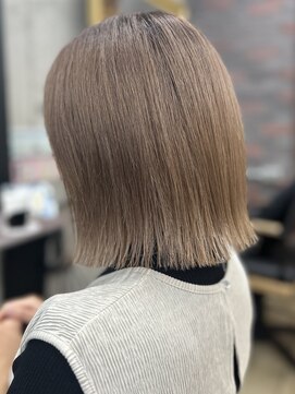 ブリッツバイレボ 船橋(BLITZ by REVO) 楽ちんタッセルボブ×ミルクティーカラー@yuuka_revo