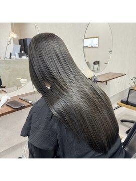 スターク(stark) オリーブグレージュ／オリーブカラー／姫路