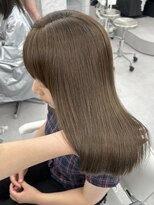 アマトウキョウスマートサロン(AMA TOKYO×Smart Salon)&nbsp;オリーブベージュ  アッシュベージュ  透明感カラー