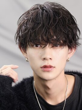 ローグ(ROGUE) 王道シャドウマッシュショート