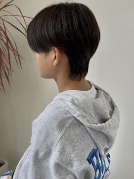 カットアンドトータルビューティ ヴァンキャトル(Cut&Total Beauty VINGT QUATRE) 【ナチュラルセンターパート】