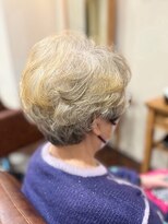 クロス(CROSS)&nbsp;ミセスパーマ/トップふんわり/ひし形/60代70代