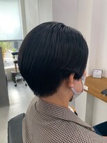 マイロ(mairo)&nbsp;ブルーブラック×刈り上げショートヘア