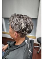 ルッカヘアガーデン 鶴ヶ島店&nbsp;メンズ☆無造作パーマ×ツーブロ×グレージュ