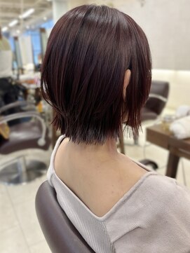 キアラ(Kchiara) 顎下くびれレイヤーボブ×上品透明感バイオレットブラウン