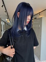 ヴィア 京都烏丸(Via)&nbsp;10代20代/ネイビーブルー/髪質改善/ハイトーン/ブリーチ
