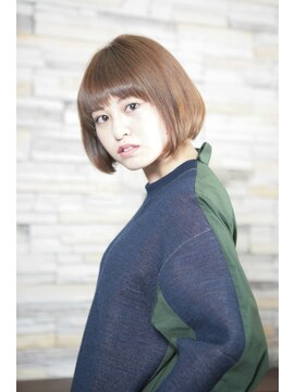 マクナリー(McNally) 小顔に見えるボブ