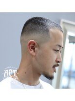 エーピーティートアウエスト(APT. TOR WEST)&nbsp;buzz fade