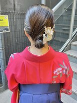 ケンジ ツルヤチョウ(KENJE tsuruyacho)&nbsp;ヘアセット/タイトアレンジ/シニヨン/卒業式袴