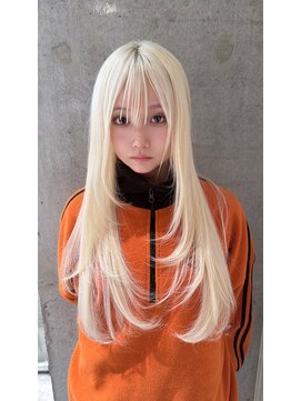 モニカ(MONIQA) ホワイトブロンド