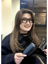 アゲーツビルシー(AGATES billsea)&nbsp;依田 玲奈