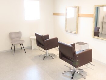 エル(Ele’)の写真/【川尻/女性専用】大型店にはない、ゆったりとした居心地の良さが魅力♪高技術×お手頃価格が嬉しい