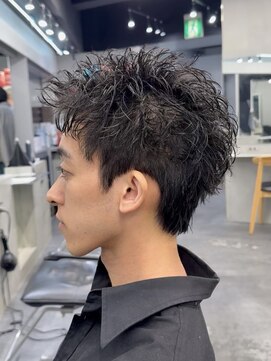 フィフス トウキョウ (fifth TOKYO) 渋谷スパイキーパーマスパイキーショート刈り上げショート