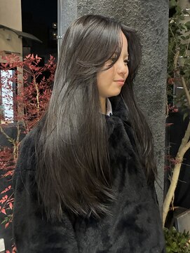 ロライマ 代官山(roraima) うるツヤロングレイヤー チャコールグレージュ 酸性ストレート