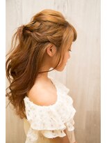 ヌーム 塚本店(NOOM)&nbsp;編み込み　アレンジ　シンプルでやりすぎ感のない