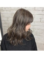 プライズ アイリス 池袋東口店(prize Iris)&nbsp;３Ｄハイライトカラー/抜け感ミディ/オルチャン　池袋　HARUKA