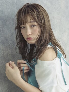 ミンクス ギンザ セントラル(MINX ginza central) ［MINX知念弘行］顔周りにちょこっとレイヤースタイル