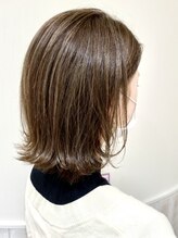 《お客様リアルオーダー》ハイライト・インナーカラー・白髪ぼかしなど透明感あるヘアカラーの仕上がりを。