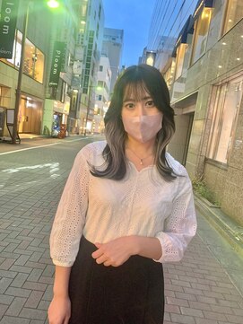 アッシュ 西葛西店(Ash) 韓国風イヤリングカラー