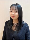 パツっとミディシースルーバング黒髪スタイル/新宿/新宿西口