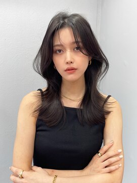 ボタン シブヤ(VOTAN SHIBUYA) 前髪カット/顔まわり/外ハネ/20代/10代/レイヤーカット