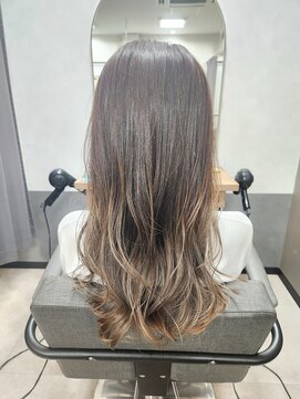 テーラヘアー 土気あすみが丘店(TELA HAIR) ロング×グラデーションカラー