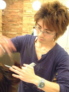 美容室 エスト(EST)の写真/朝の時短を叶える★セルフスタイリングも楽々♪骨格や毛質に合わせたカットであなたの美しさを引き出す！