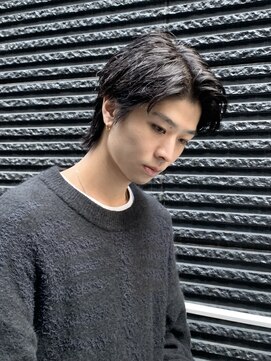 シオ ヘアー デザイン(Sio. hair design) 大人男性髪ナチュラルセンターパート