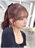 ポニーテールで映える顔まわり！