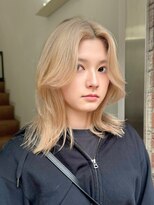 サンク 原宿 表参道(cinq)&nbsp;ダメージレスなブリーチカラーで作るブロンドカラー