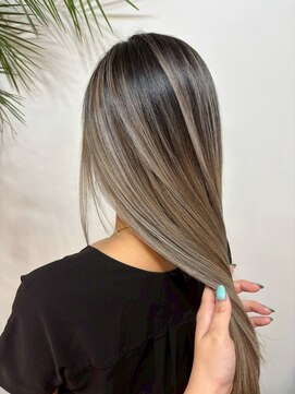 メリー オオサカ(Merly Osaka) 海外balayage