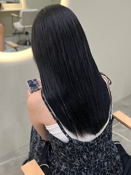 ユニバイリサ 天神大名店(uni by risa) 髪質改善トリートメント ロングストレート 艶髪 20代 30代 黒髪