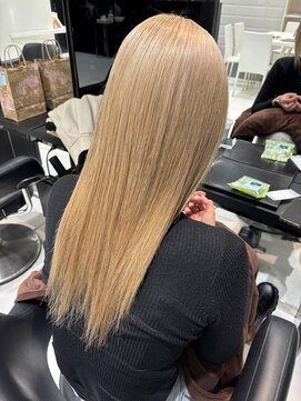 ジャパンデザイナーズアカデミー ベージュカラー