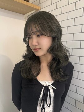 エクラ(ECLAT) オリーブカラー/透明感カラー