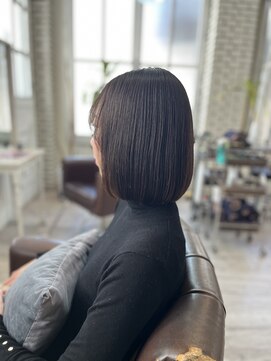クッキー ヘアーアンドメイク(COOKIE Hair&Make) 【COOKIE】丸みを残した上質ストレートボブ