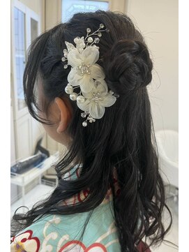 ヘアー ラウンジ シエル(Hair Lounge le Ciel) 【くるみちゃんヘア】ふんわり卒業式アレンジ