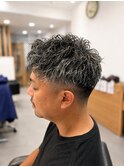 シルバーメッシュ×ツイスパフェード