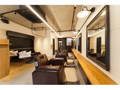 クフィア メンズヘアー カンポ 難波店(CUFFIA MEN'S HAIR CAMPO)の写真