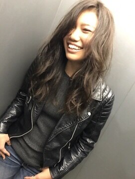 ヘアーローラン 藤沢(hair LORAN fujisawa) 3セクションカールにパウダーアッシュ