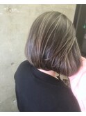 グレージュ