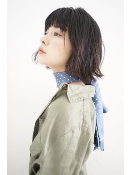 アンド(AND) 外ハネ×暗髪ボブ