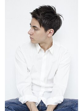 キートスバイガーランド (Kiitos by Garland) [kiitos/吉祥寺]☆セミウェットアップバングショート☆