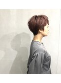 襟足刈り上げショート×コーラルピンク