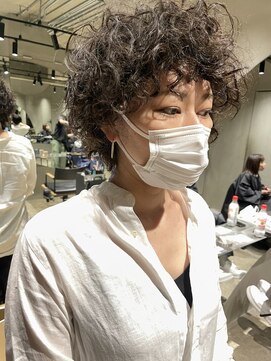 ビビト(bibito) bibito 重めマッシュウルフボブ　ネオソバージュ パーマ