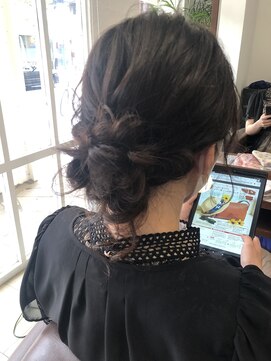 ラブリッシュ(LOVERICHE) ゆるやかお団子スタイル　【延山styling】