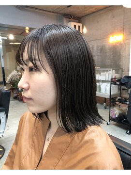 ボウ(BOW) うざバング×切りっぱボブ